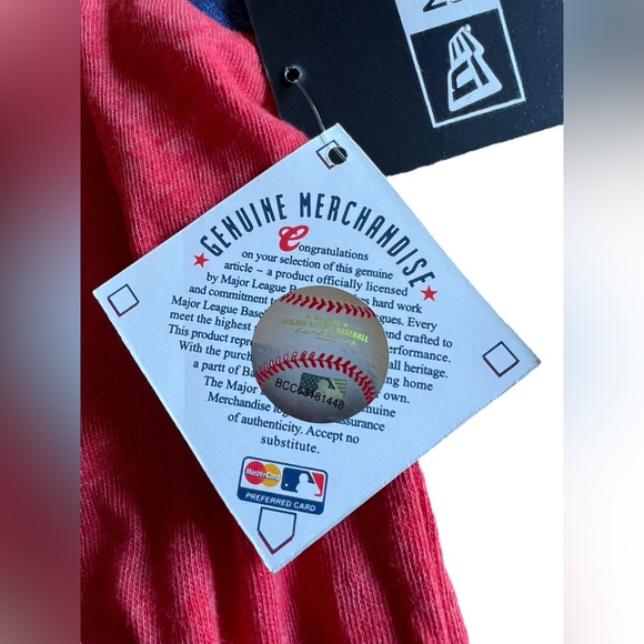 NWT NEW ERA Women’s Cleveland Indians MLB T-Shirt Size XL V-Neck Glitter - Picture 3 of 8